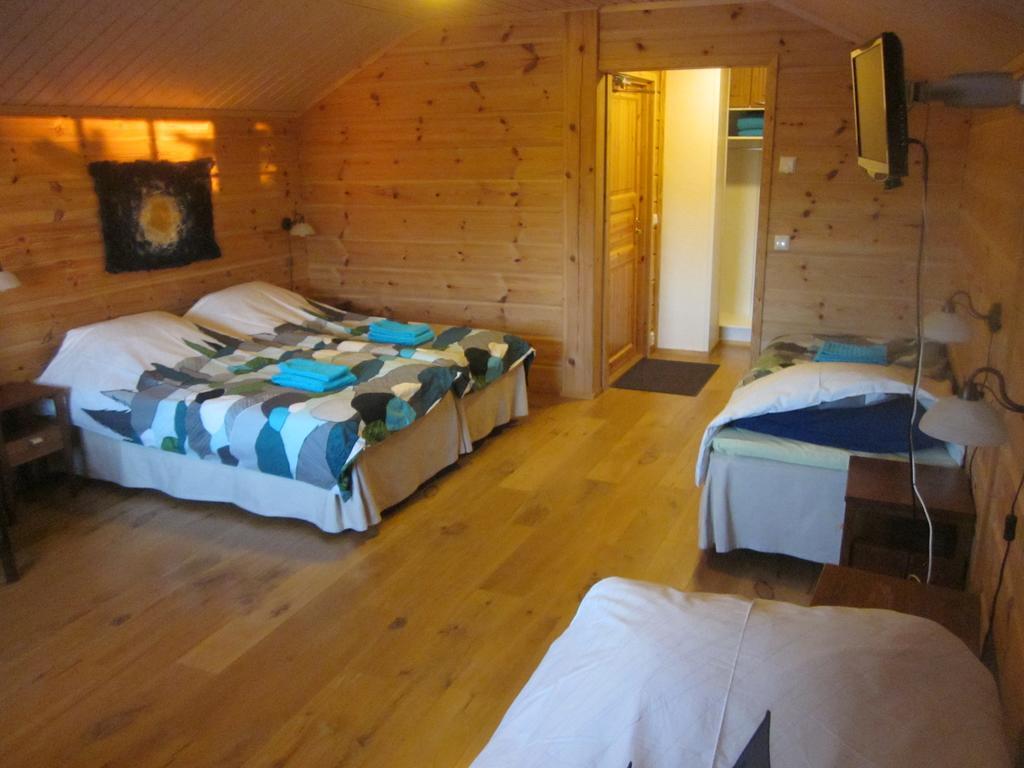 Guesthouse Husky Ivalo Oda fotoğraf